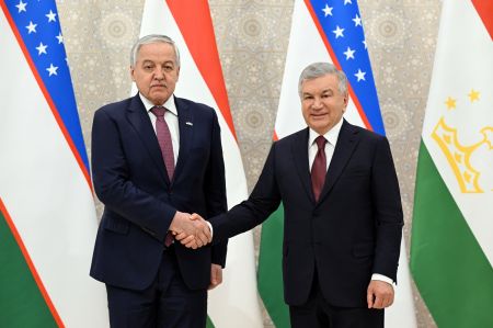 Oʻzbekiston yetakchisi Tojikiston tashqi ishlar vazirini qabul qildi