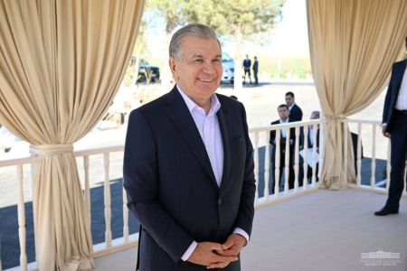President Converses with Surkhandarya Farmers