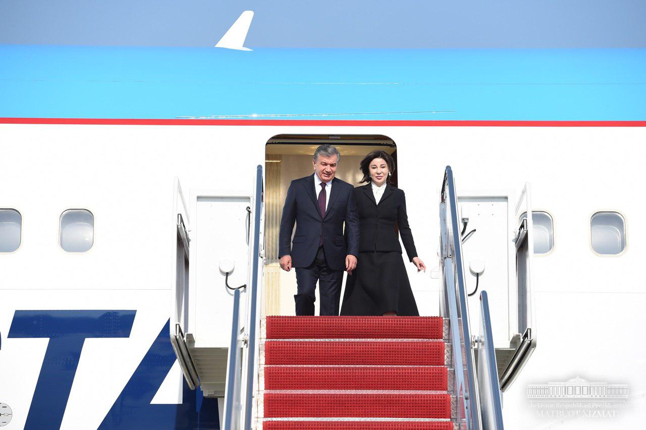 Президент Шавкат Мирзиёев прибыл в Вашингтон