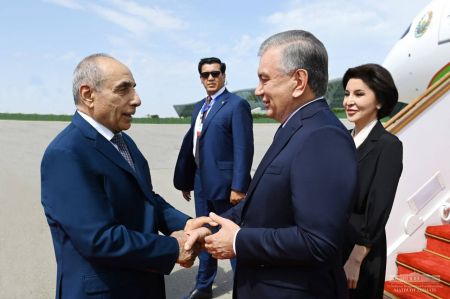 President of Uzbekistan Arrives in Baku