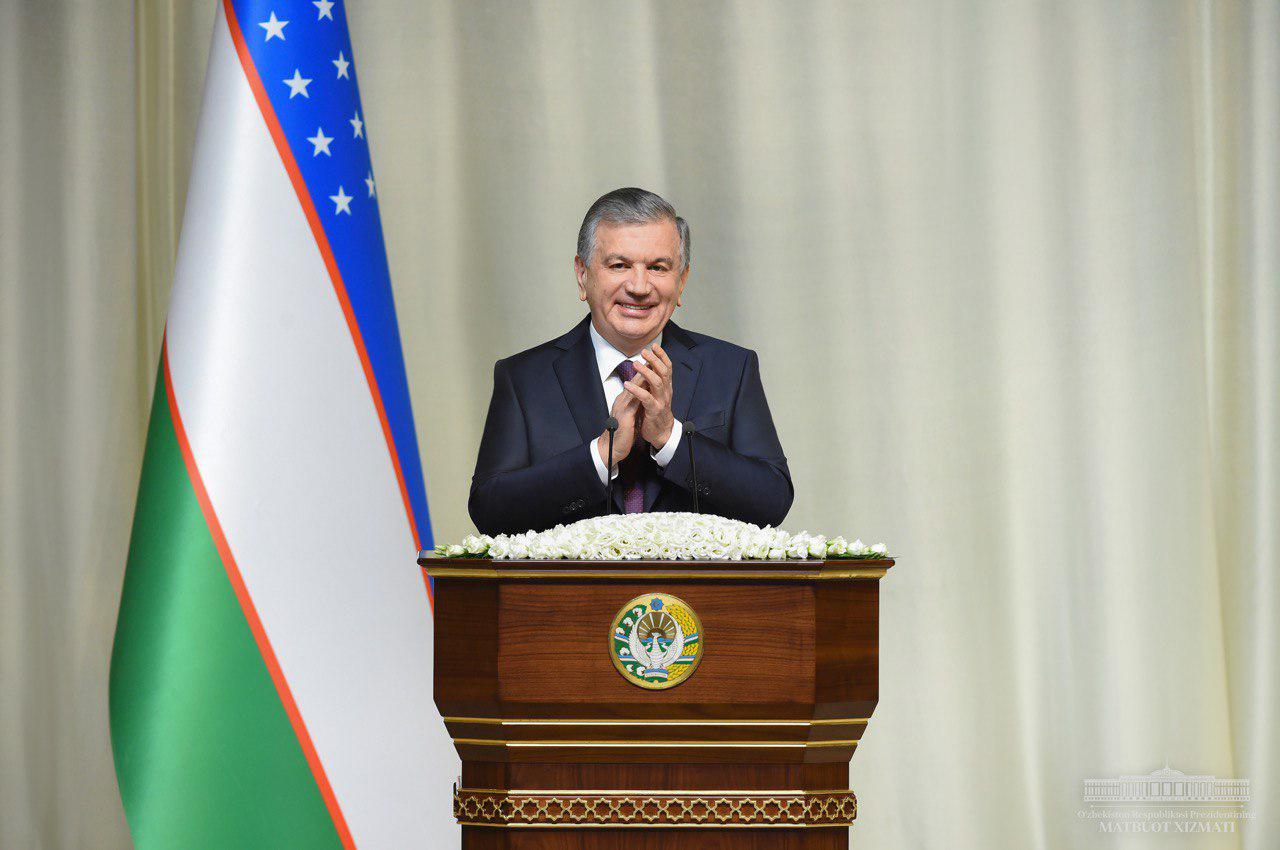 President Shavkat Mirziyoyev Congratulates Women on the Holiday