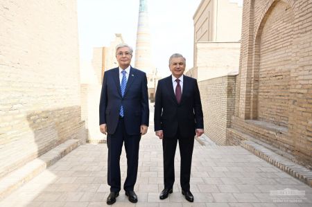 Presidents Visit Khiva's Landmarks Presidents Visit Khiva's Landmarks