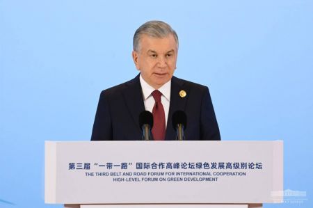 Ўзбекистон Президенти Яшил ипак йўли доирасидаги халқаро саъй-ҳаракатларни бирлаштиришга чақирди Ўзбекистон Президенти Яшил ипак йўли доирасидаги халқаро саъй-ҳаракатларни бирлаштиришга чақирди