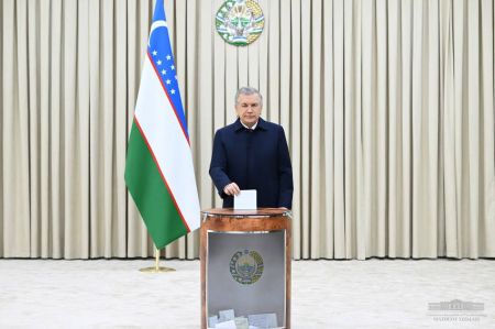 President Shavkat Mirziyoyev votes in the elections