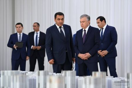 President Examines New Housing Estate Construction
