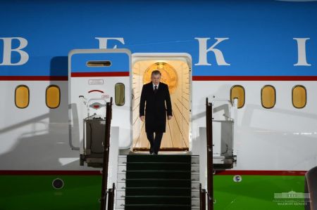 President Returns to Tashkent President Returns to Tashkent