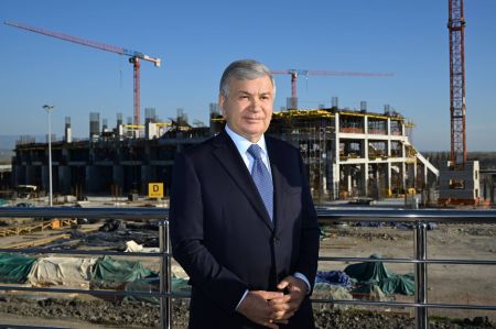 Yangi Toshkentdagi zamonaviy futbol stadioni qurilishi jadal davom etmoqda