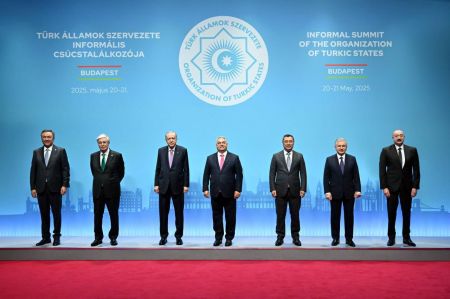 The President of Uzbekistan highlights the priorities of multifaceted cooperation development of the Turkic states