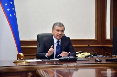 Automotive industry development under discussion