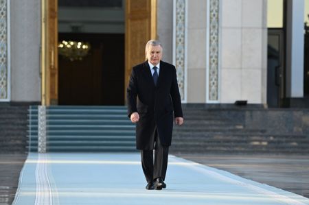 Ўзбекистон Республикаси Президенти Бирлашган Араб Амирликларига жўнаб кетди
