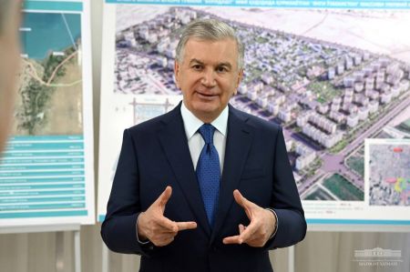 President Examines Standard Road Infrastructure