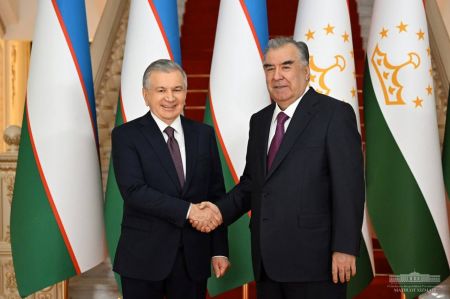 Leaders of Uzbekistan and Tajikistan Discuss Topical Issues on the Bilateral Agenda