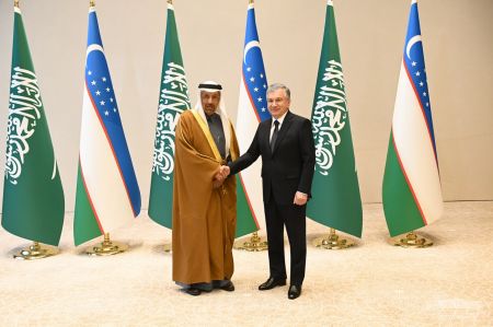 O‘zbekiston Prezidenti Saudiya Arabistoni bilan o‘zaro manfaatli hamkorlikni rivojlantirish uchun keng imkoniyatlar mavjudligini qayd etdi