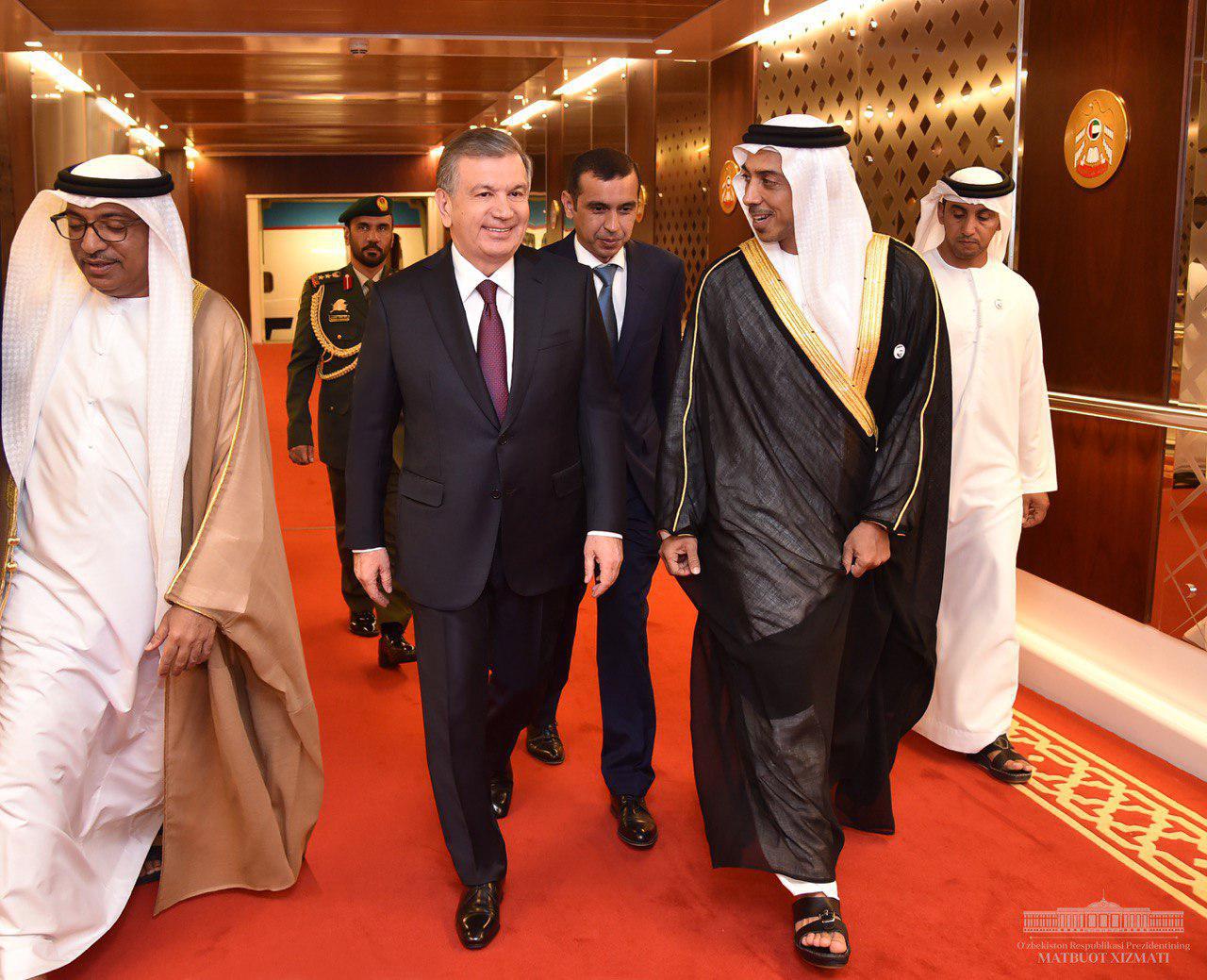 Shavkat Mirziyoyev Arrives in Abu Dhabi
