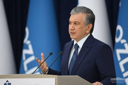 Shavkat Mirziyoyev farg‘onalik saylovchilar bilan uchrashdi