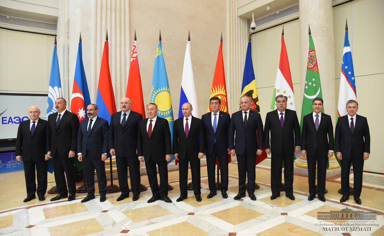 President of the Republic of Uzbekistan attends the informal CIS Summit