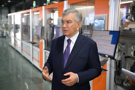 В Ходжаабаде налажено производство умных счетчиков для точного контроля расхода воды