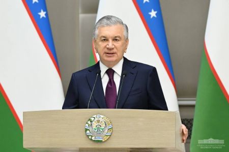 Фаол ва илғор ёшларга давлат мукофотлари топширилди