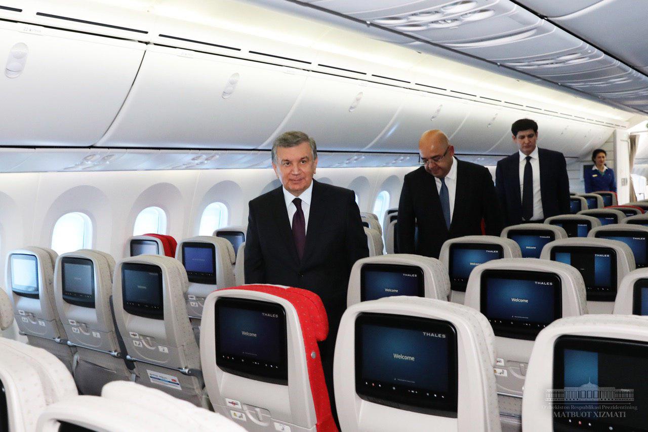 Shavkat Mirziyoyev inspected a new plane Shavkat Mirziyoyev inspected a new plane