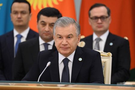 Ўзбекистон Президенти Туркий давлатлар ташкилоти саммитида муҳим ташаббусларни илгари сурди Ўзбекистон Президенти Туркий давлатлар ташкилоти саммитида муҳим ташаббусларни илгари сурди