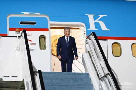 Ўзбекистон Президенти Дубайга келди Ўзбекистон Президенти Дубайга келди