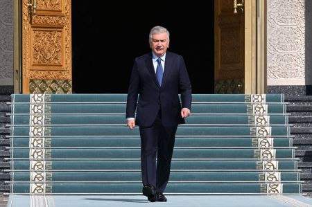 Ўзбекистон Президенти Мўғулистонга жўнаб кетди