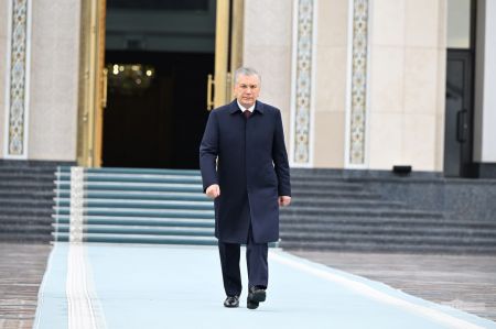 Ўзбекистон Президенти амалий ташриф билан Россияга жўнаб кетди