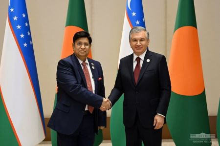 President Receives the Foreign Minister of Bangladesh