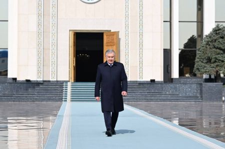 Президент Узбекистана отбыл в Казахстан Президент Узбекистана отбыл в Казахстан