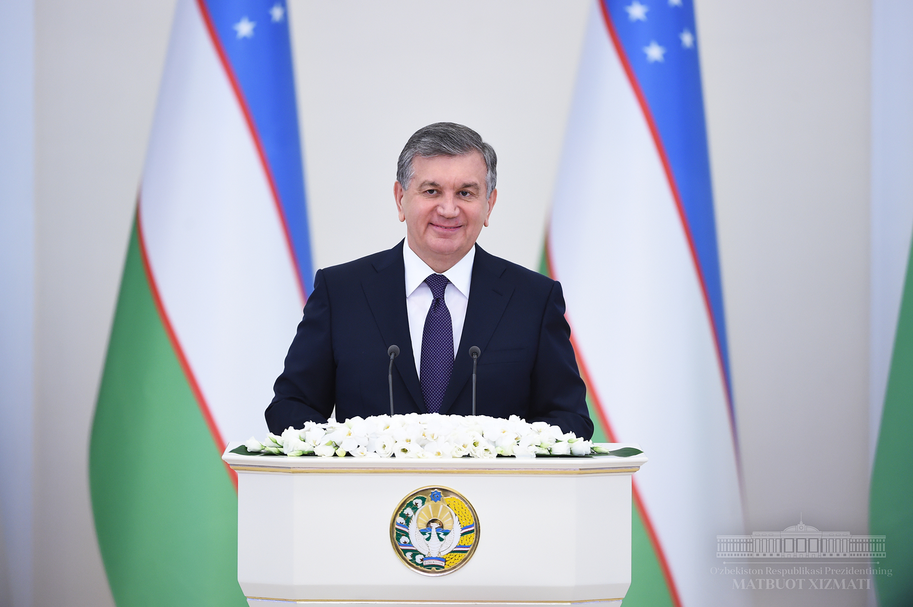 Prezident ilk bor parlamentga Murojaatnoma taqdim etmoqda