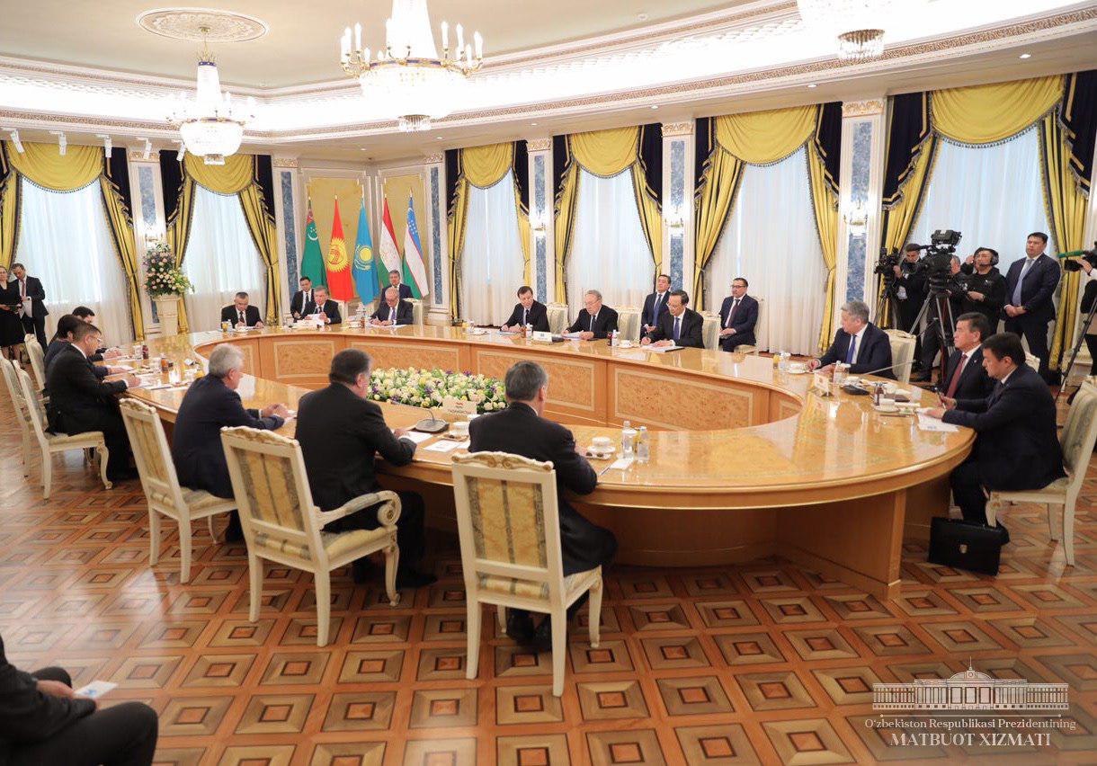 Shavkat Mirziyoyev tashabbusiga asosan Markaziy Osiyo davlatlari rahbarlarining maslahat uchrashuvi bo‘lib o‘tdi