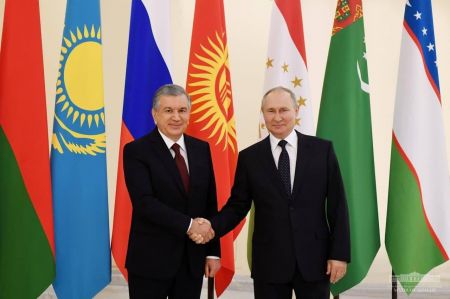 President Attends the Informal CIS Summit President Attends the Informal CIS Summit