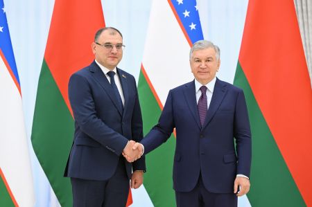 Ўзбекистон Президенти Беларусь делегациясини қабул қилди