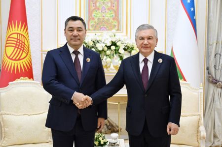 Ўзбекистон ва Қирғизистон Президентлари қўшма лойиҳалар ижросининг боришини муҳокама қилдилар Ўзбекистон ва Қирғизистон Президентлари қўшма лойиҳалар ижросининг боришини муҳокама қилдилар