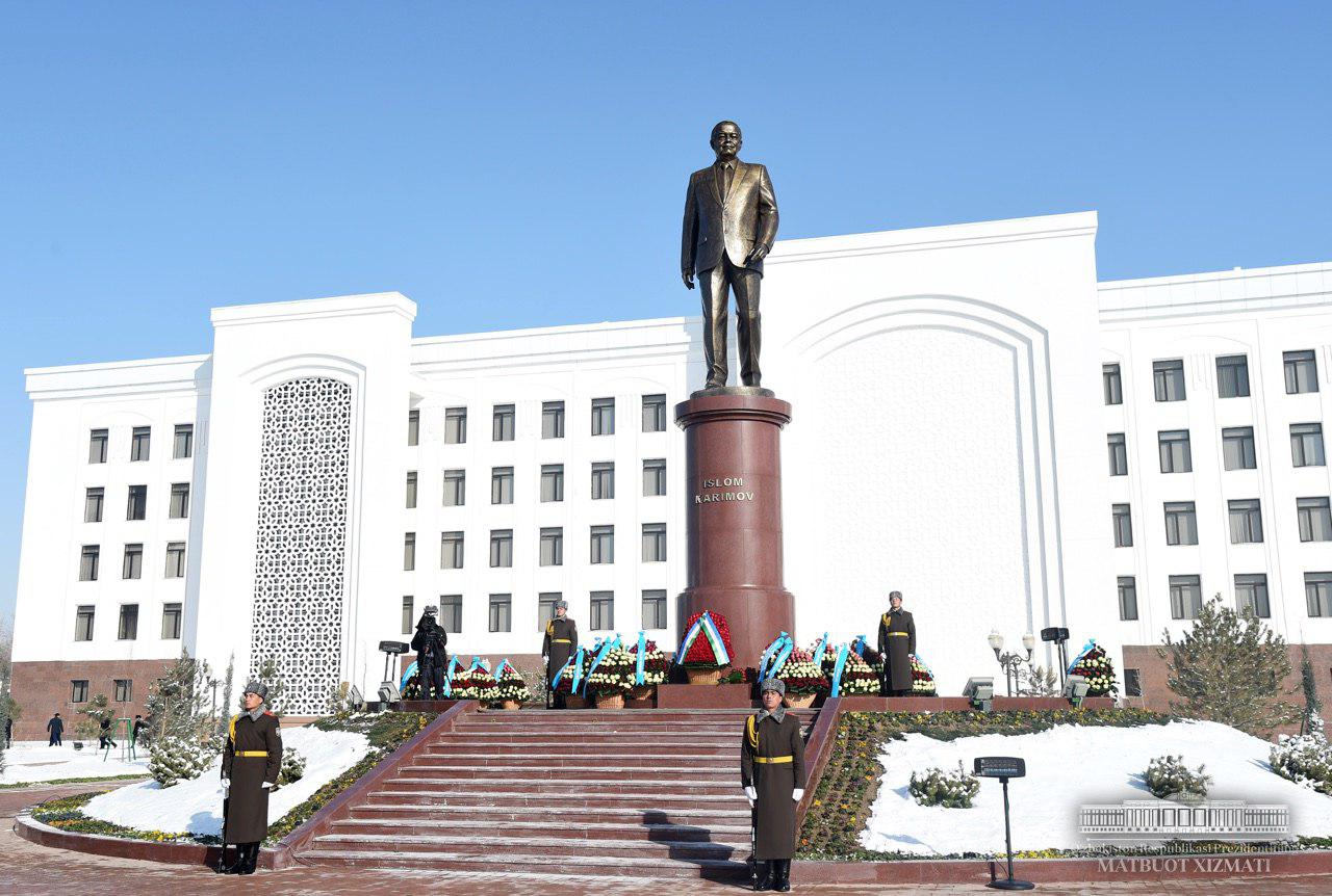 Monument to Islam Karimov has been opened in the city of Karshi
