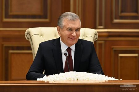 Ўзбекистон Президенти ЕТТБ билан стратегик ҳамкорликнинг устувор йўналишларини белгилаб берди Ўзбекистон Президенти ЕТТБ билан стратегик ҳамкорликнинг устувор йўналишларини белгилаб берди