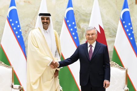 President of Uzbekistan Meets Emir of Qatar