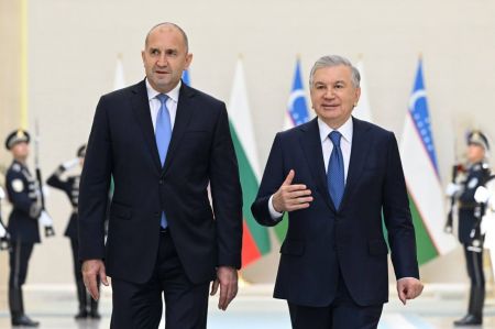 Ўзбекистон ва Болгария Президентлари биргаликда дарахт экдилар