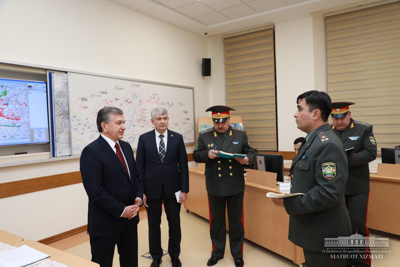 Shavkat Mirziyoyev visited the Academy of the Armed Forces