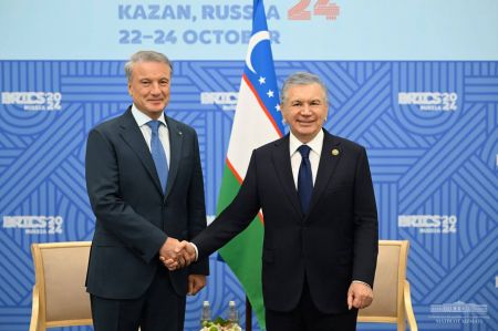 The President of Uzbekistan notes fruitful partnership with Sberbank with satisfaction
