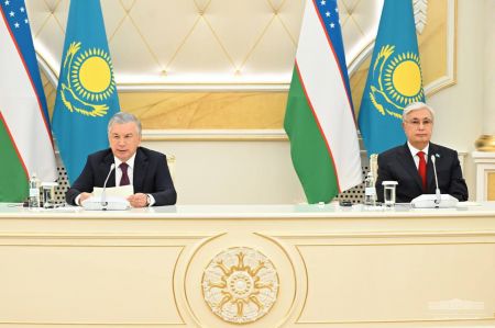 Leaders of Uzbekistan and Kazakhstan sum up the outcomes of fruitful negotiations